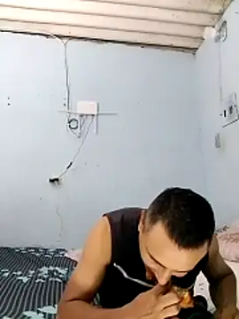 miroqui143 online show from 24, 10, 2025