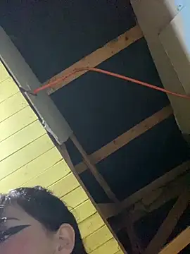 kiittyselenita online show from 11, 4, 2026