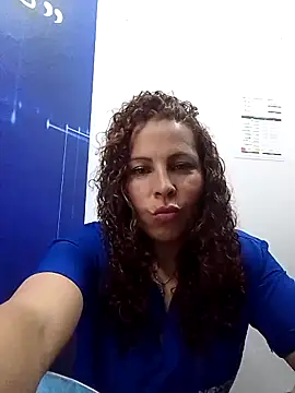 Yanis Ariel12 online show from 15, 11, 2025