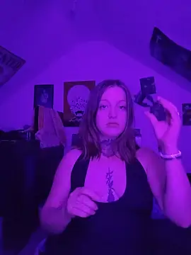 Amatrice X online show from 8, 6, 2026