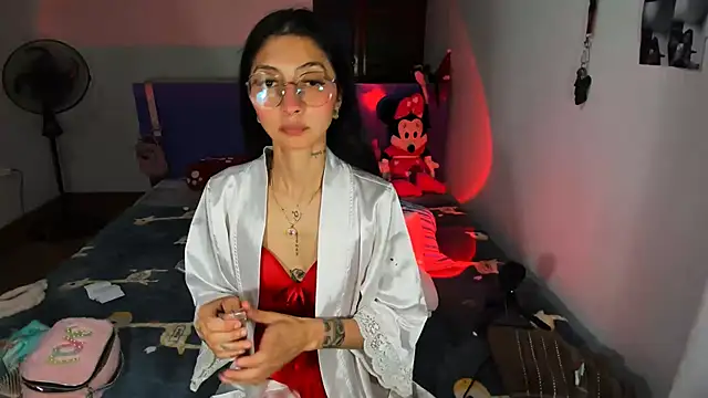 Anais lux online show from 13, 6, 2026