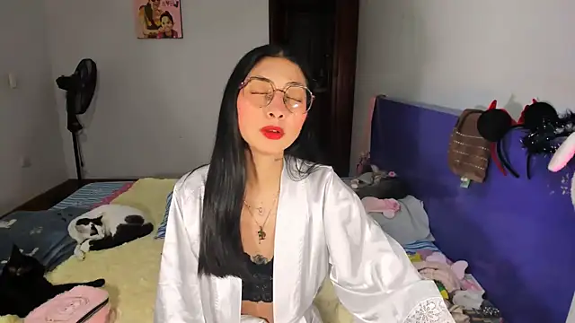 Anais lux online show from 23, 4, 2026