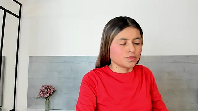 sunnyWhitee online show from 14, 3, 2026