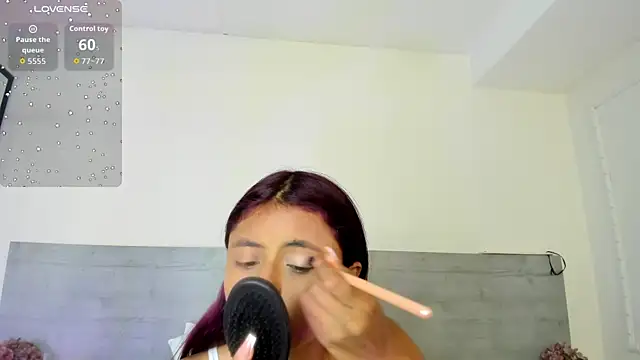 sunnyWhitee online show from 22, 6, 2026