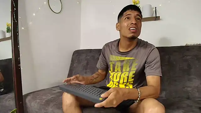 IsaXander743 online show from 20, 9, 2025