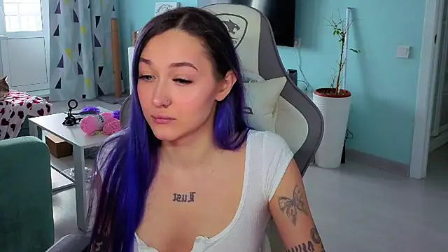 Snapshot of Im_suka chatting on 4, 3, 2026 Im suka online show from 4, 3, 2026