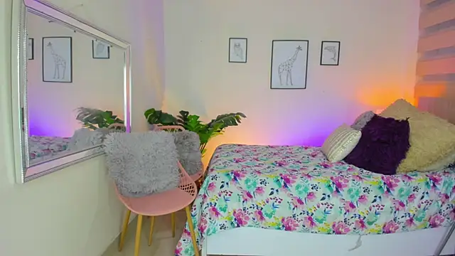 LusyKitty online show from 18, 9, 2025