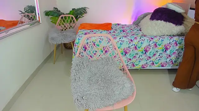 LusyKitty online show from 23, 10, 2025