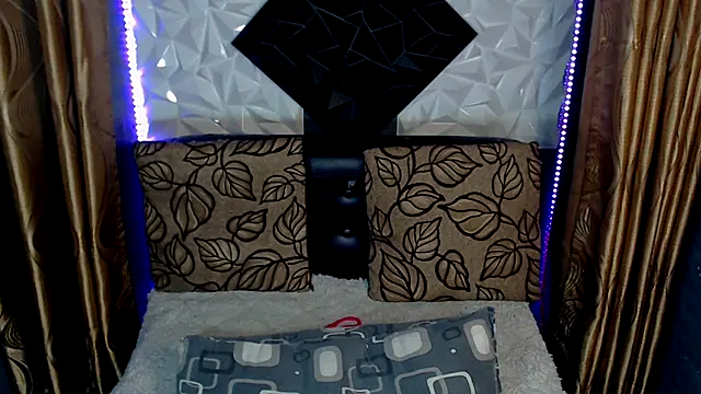 AtashaNicoLe online show from 24, 9, 2025