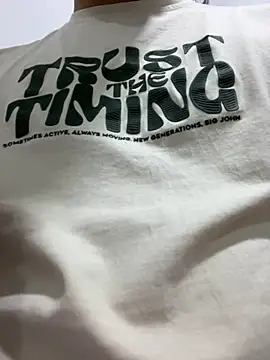 Snapshot of ErosVale chatting on 6, 10, 2025 ErosVale online show from 6, 10, 2025