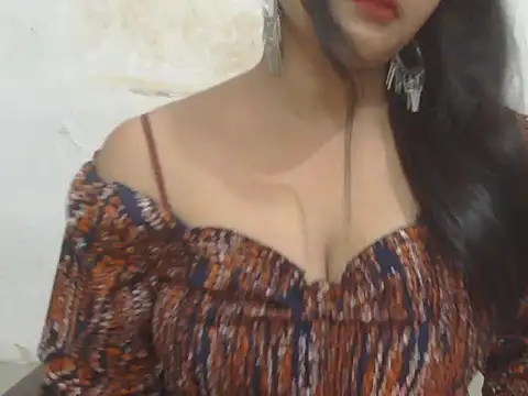Snapshot of POOJA_199 chatting on 18, 5, 2026 POOJA 199 online show from 18, 5, 2026
