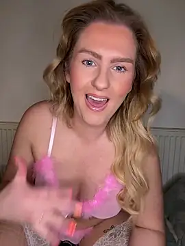 Charleigh xx online show from 19, 3, 2026