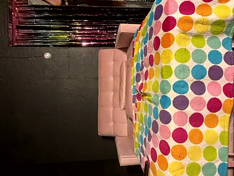 bigb00tycass online show from 18, 4, 2026