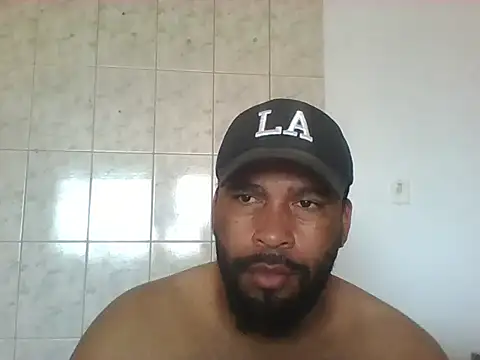 Snapshot of OliveiraSeven chatting on 7, 5, 2026 OliveiraSeven online show from 7, 5, 2026