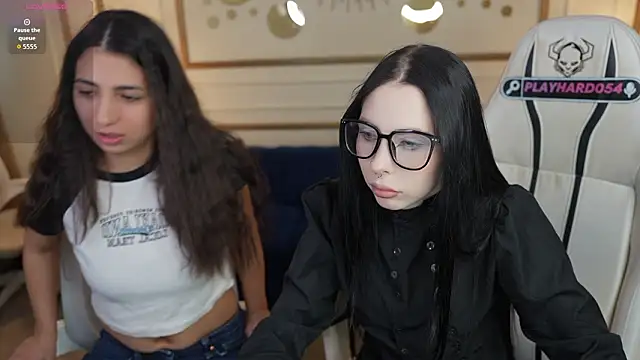 Snapshot of VivianSweet_ chatting on 27, 2, 2026 VivianSweet online show from 27, 2, 2026