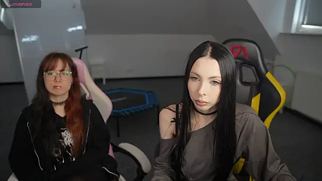 VivianSweet  online show from 28, 3, 2026