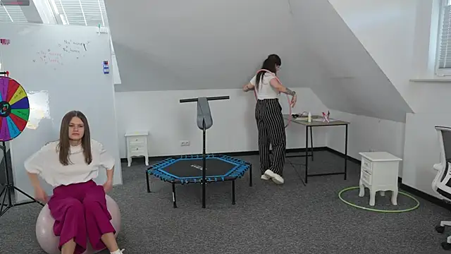 Snapshot of VivianSweet_ chatting on 23, 4, 2026 VivianSweet online show from 23, 4, 2026
