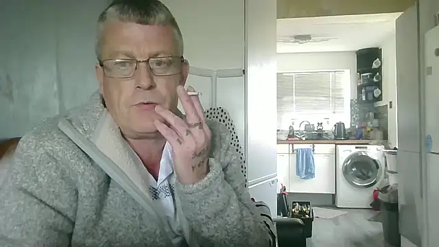 hefin18 online show from 4, 3, 2025