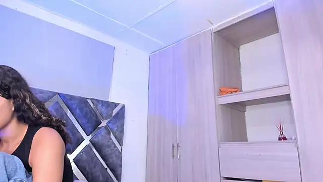 Snapshot of candice777 chatting on 15, 11, 2025 candice777 online show from 15, 11, 2025