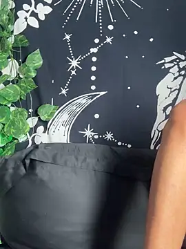 Snapshot of horny_nehaa chatting on 20, 9, 2025 horny nehaa online show from 20, 9, 2025