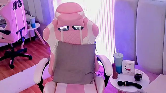 Snapshot of Skyyle_ chatting on 13, 2, 2026 Skyyle online show from 13, 2, 2026