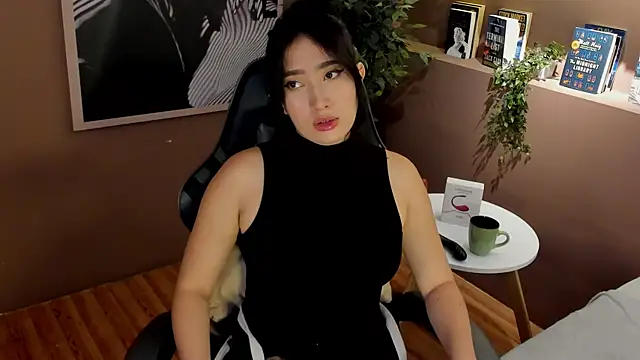 Snapshot of Skyyle_ chatting on 16, 7, 2026 Skyyle online show from 16, 7, 2026