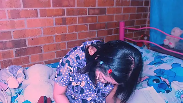 danaiisabella online show from 31, 10, 2025