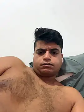 Snapshot of Noam7080z chatting on 6, 10, 2025 Noam7080z online show from 6, 10, 2025