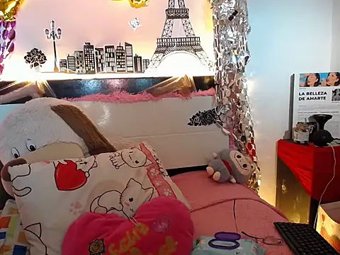 Nicol V online show from 10, 9, 2025