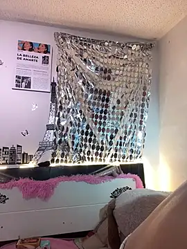 Nicol V online show from 6, 2, 2026