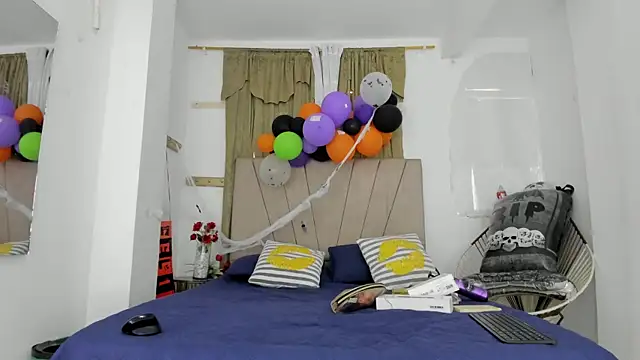 Lady miss    online show from 28, 10, 2025