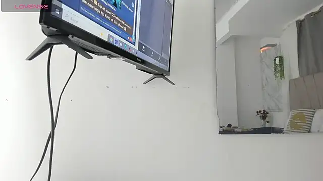 Lady miss    online show from 4, 2, 2026