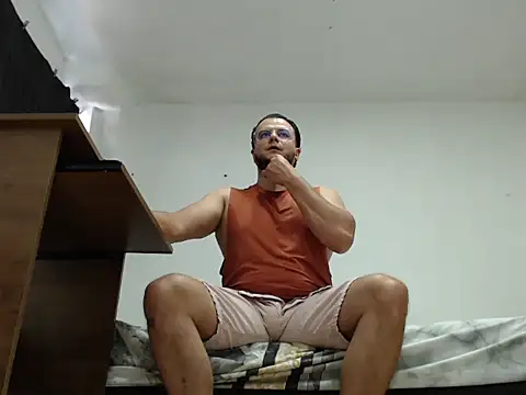 cloudsxxx online show from 10, 4, 2026