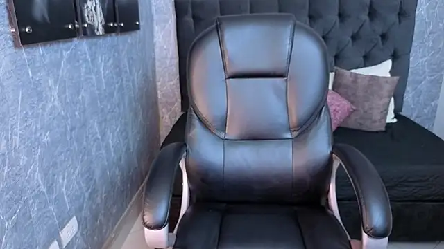 eileen  hills online show from 27, 11, 2025