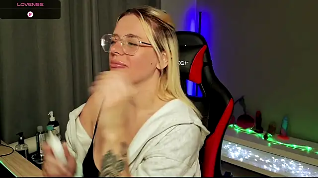 Charlies world online show from 9, 9, 2025