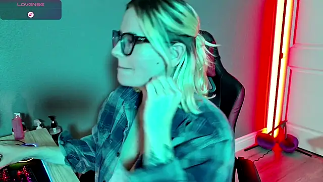 Charlies world online show from 30, 10, 2025