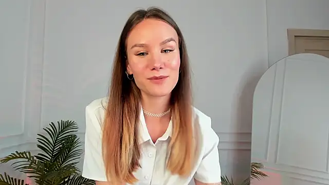  Clare Florence  online show from 5, 10, 2025