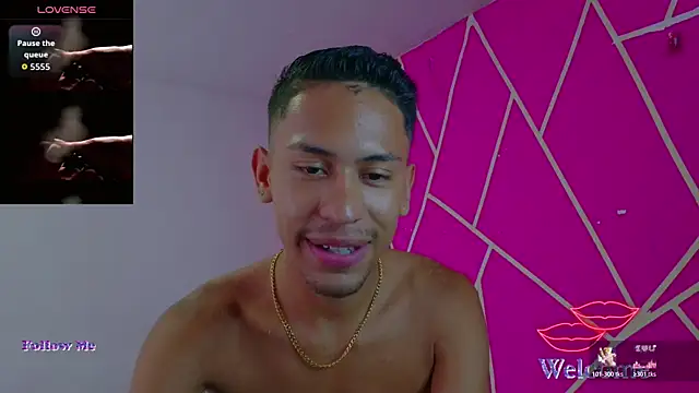 Snapshot of dylan_apol0 chatting on 30, 11, 2025 dylan apol0 online show from 30, 11, 2025