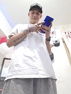 Ethanho0t online show from 12, 10, 2025