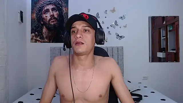 Ethanho0t online show from 6, 1, 2026