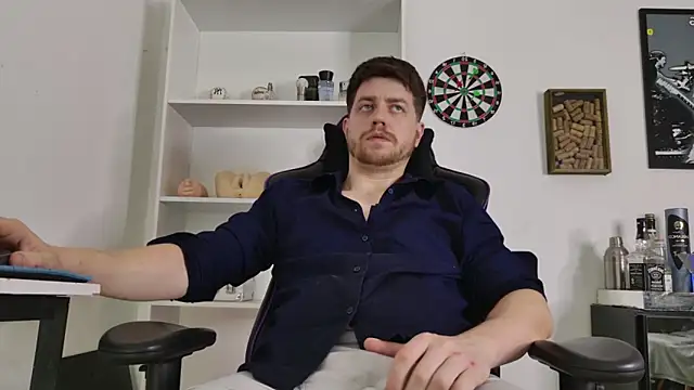 aaron nvk online show from 18, 11, 2025