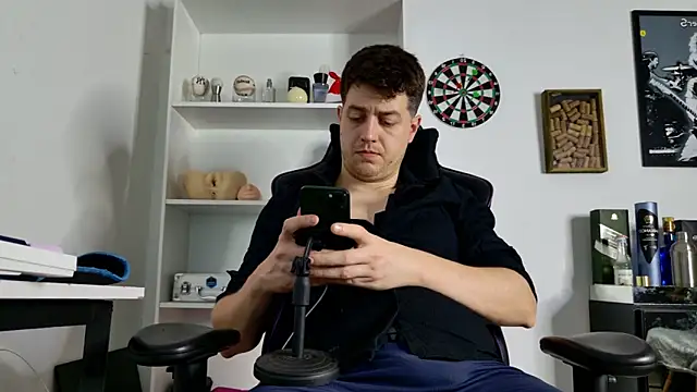 aaron nvk online show from 15, 12, 2025