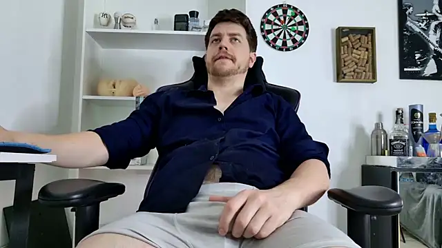 aaron nvk online show from 11, 11, 2025