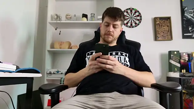 aaron nvk online show from 16, 3, 2026