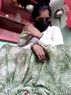 Snapshot of Falguni_Desai chatting on 30, 11, 2025 Falguni Desai online show from 30, 11, 2025