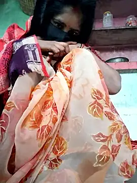 Snapshot of Falguni_Desai chatting on 18, 11, 2025 Falguni Desai online show from 18, 11, 2025