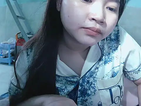 Lily3322 online show from 18, 3, 2026