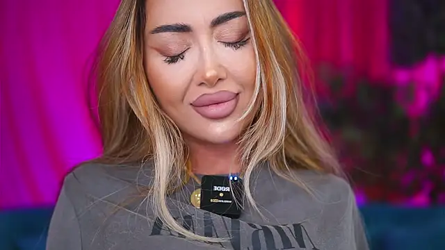 ZennySings online show from 3, 10, 2025