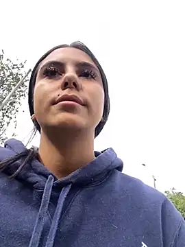 Sarahcutexoxox online show from 24, 9, 2025