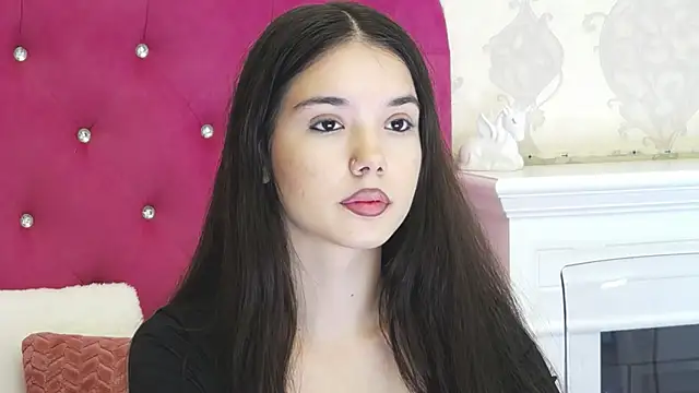 Snapshot of AlexisDevine chatting on 18, 2, 2026 AlexisDevine online show from 18, 2, 2026